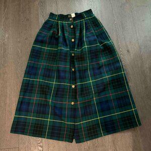 vintage green 100% wool Highland Queen skirt size XS/S